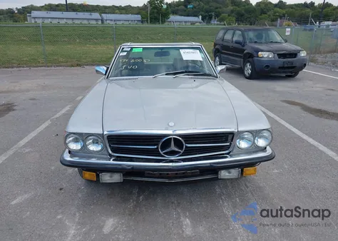 1983 Mercedes 280Se из США, поврежденный, VIN WDB10704212014414